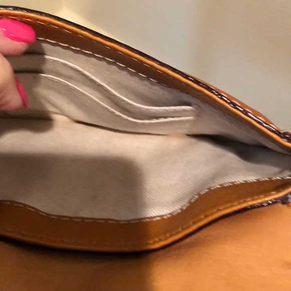 Micheal Kors Small Satchel Bag... - Picture 4 of 4